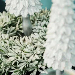 Werner Voß Kranz beschneit 55x55x11cm